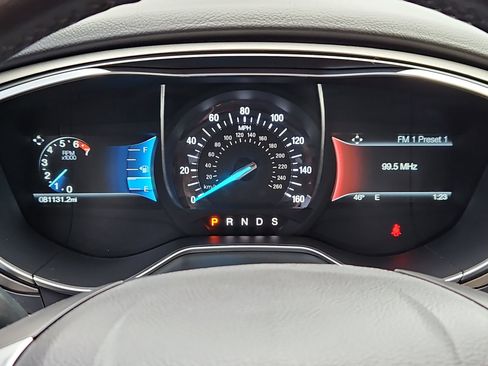 Used 2015 Ford Fusion SE w/ Equipment Group 202A image 15