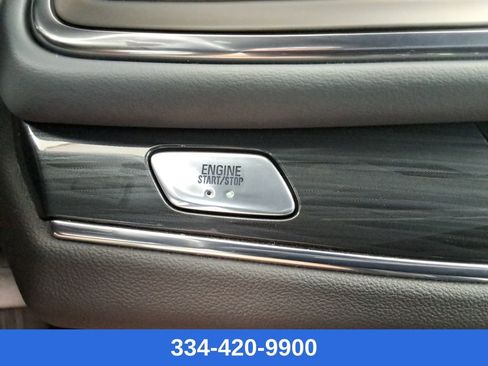 Used 2024 Buick Enclave Premium image 30