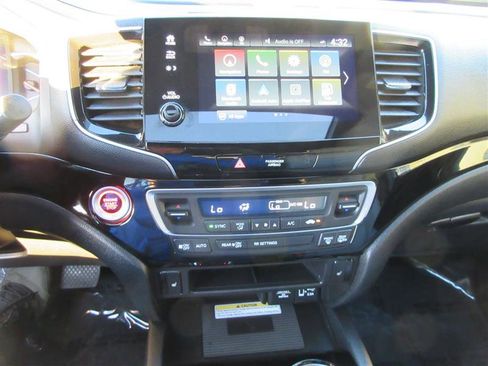 Used 2019 Honda Passport Touring image 17