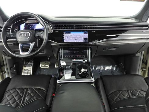 Used 2023 Audi SQ8 Premium Plus w/ SQ8 Luxury Package AWD/4WD image 25