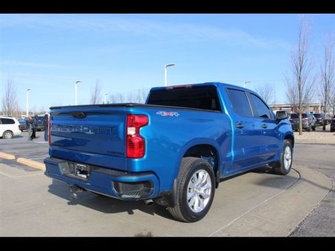 Used 2022 Chevrolet Silverado 1500 Custom w/ LPO, Dark Essentials Package AWD/4WD image 7