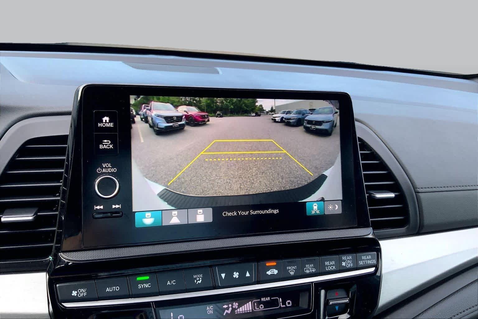 Used 2025 Honda Odyssey Sport-L image 29