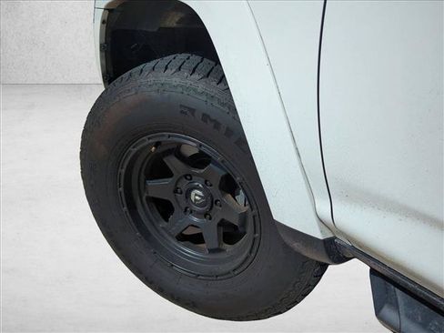 Used 2019 Toyota 4Runner TRD Off-Road Premium AWD/4WD image 7