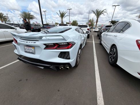 Used 2020 Chevrolet Corvette Stingray Coupe w/ Z51 Performance Package RWD image 18