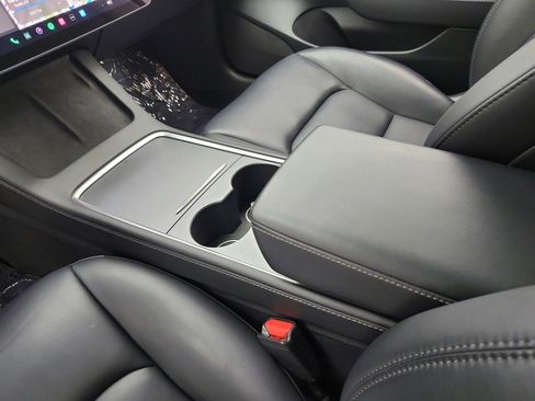 Used 2023 Tesla Model 3 Performance image 13