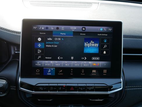 Used 2024 Jeep Compass Limited w/ Driver Assist Group I image 22