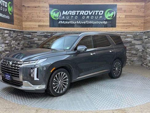 Used 2023 Hyundai Palisade Calligraphy w/ Cargo Package AWD/4WD image 5