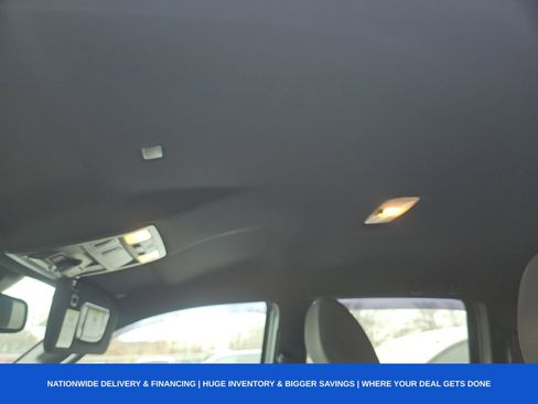 Used 2019 Toyota Tacoma TRD Off-Road image 11