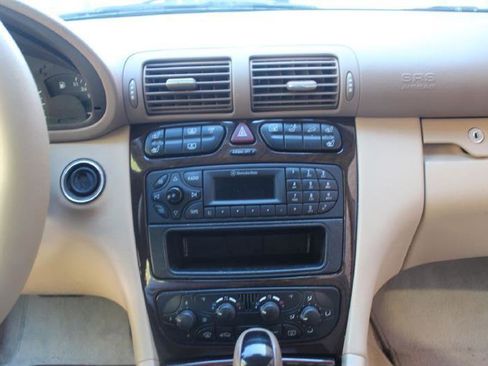 Used 2003 Mercedes-Benz C 240 4MATIC Sedan image 17