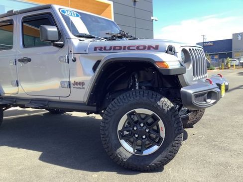 Used 2021 Jeep Wrangler Unlimited Rubicon AWD/4WD image 3