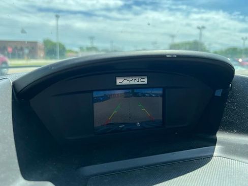Used 2017 Ford Escape SE FWD image 13
