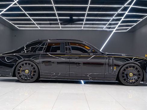 Used 2026 Rolls-Royce Phantom Sedan RWD image 8