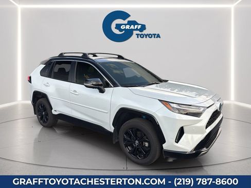 Used 2024 Toyota RAV4 XSE w/ Advanced Technology Package AWD/4WD image 4