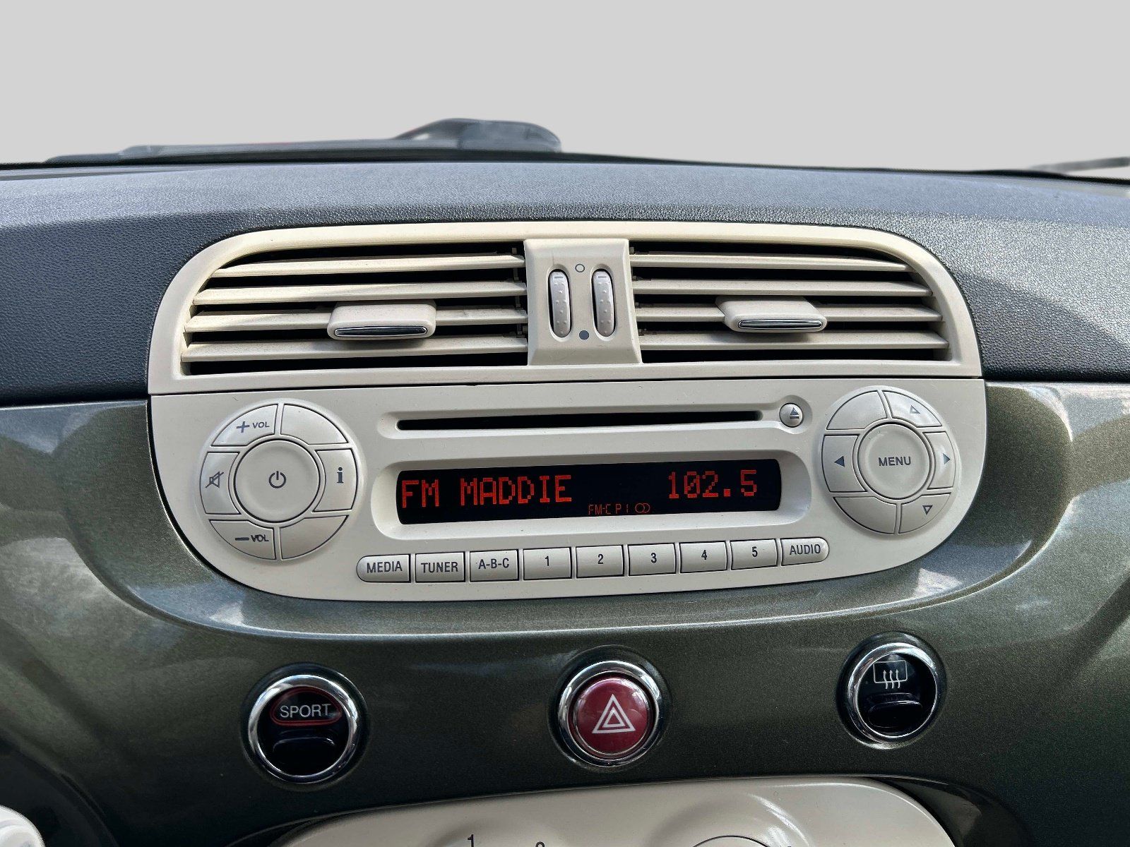Used 2015 FIAT 500 Pop FWD image 20