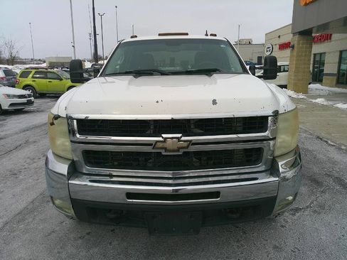Used 2008 Chevrolet Silverado 2500 LT w/ 2LT Convenience Package image 4