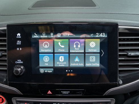 Used 2021 Honda Pilot Touring image 18