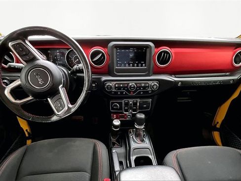 Used 2020 Jeep Wrangler Unlimited Rubicon w/ Cold Weather Group image 15