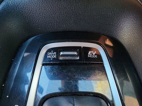 Used 2024 Toyota Corolla SE image 23