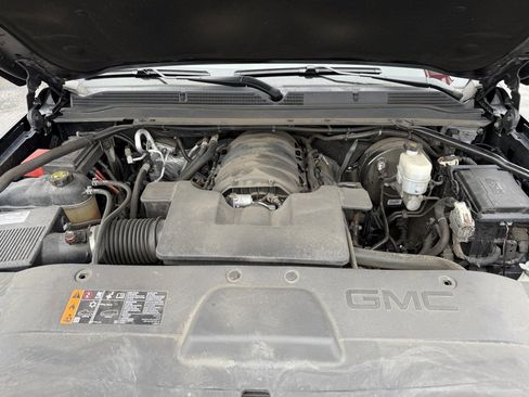 Used 2019 GMC Yukon XL Denali w/ Denali Ultimate Package image 12