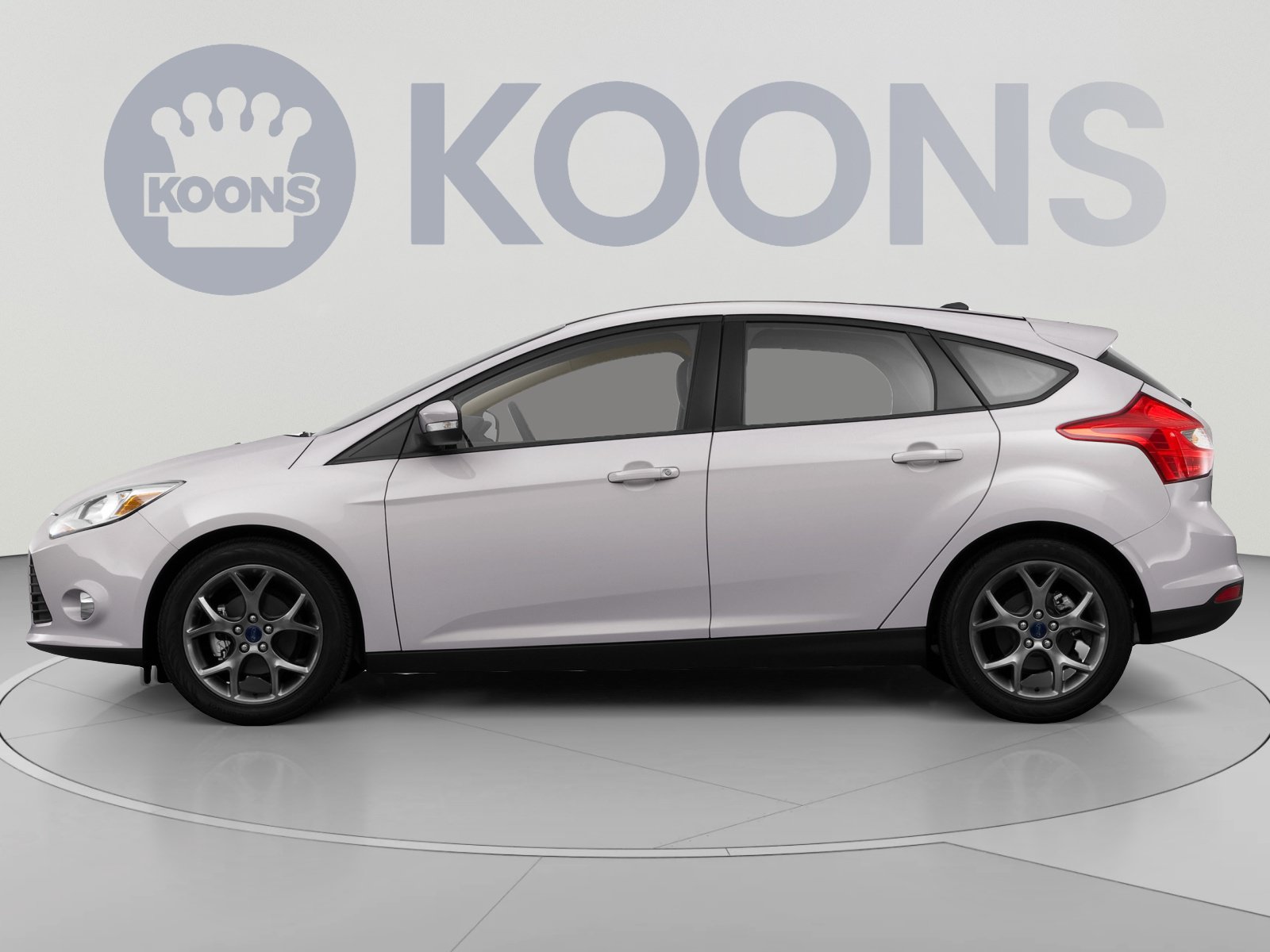Used 2013 Ford Focus SE FWD image 2