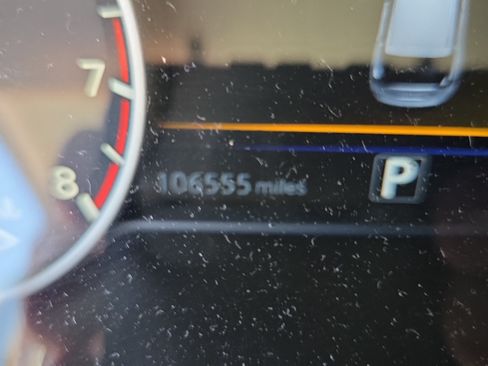 Used 2015 Nissan Murano Platinum w/ Platinum Technology Package FWD image 35