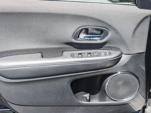Used 2021 Honda HR-V EX image 21