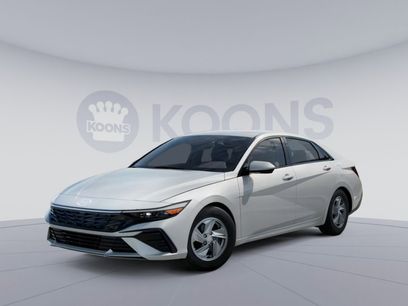 New 2025 Hyundai Elantra SE w/ Cargo Package
