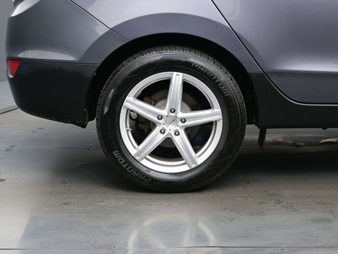 Used 2015 Hyundai Tucson GLS image 9