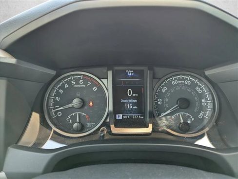 Used 2023 Toyota Tacoma TRD Sport w/ Technology Package AWD/4WD image 16