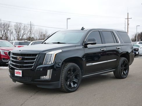 Used 2019 Cadillac Escalade Premium Luxury AWD/4WD image 5