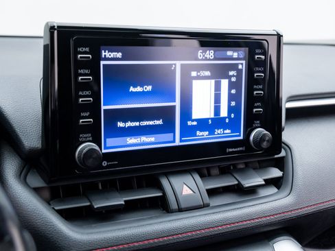 Used 2021 Toyota RAV4 SE w/ Weather & Moonroof Package image 24