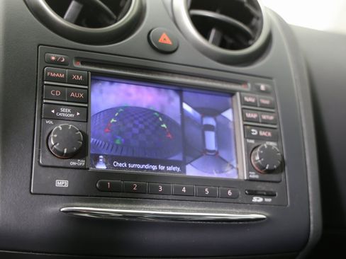 Used 2013 Nissan Rogue SL image 5