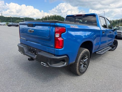 Used 2024 Chevrolet Silverado 1500 LT Trail Boss w/ Convenience Package II AWD/4WD image 3