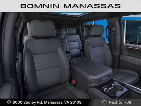 New 2026 Chevrolet Suburban Premier image 16