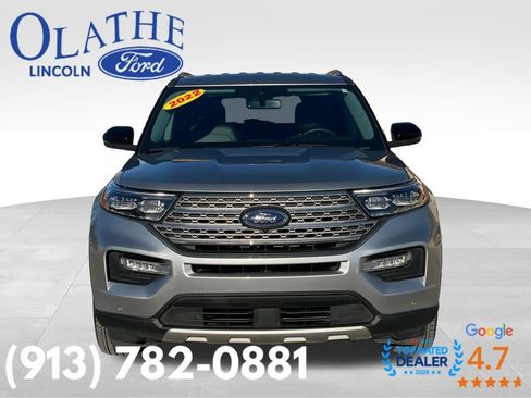 Used 2022 Ford Explorer Limited w/ Equipment Group 301A image 8