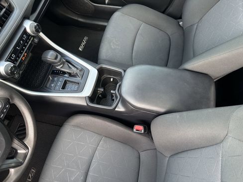 Certified 2024 Toyota RAV4 XLE w/ Convenience Package FWD image 23