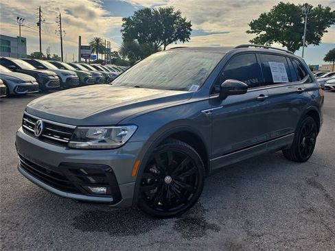 Used 2021 Volkswagen Tiguan SE R-Line FWD image 32