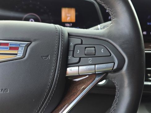 Certified 2022 Cadillac Escalade ESV Sport Platinum image 31