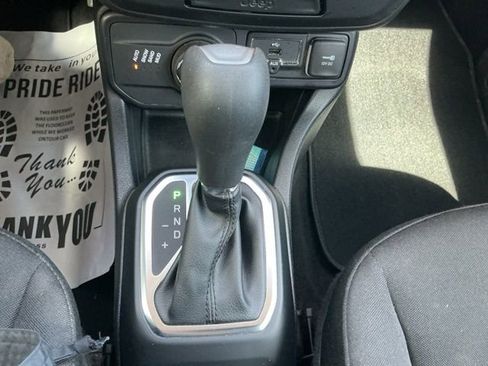 Used 2018 Jeep Renegade Sport w/ Power & Air Group AWD/4WD image 22