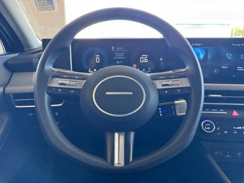 Used 2024 Hyundai Sonata SEL FWD image 14