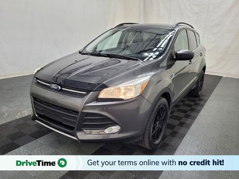 Used 2016 Ford Escape SE w/ Equipment Group 201A AWD/4WD image 1