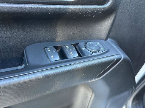 Used 2020 Chevrolet Silverado 1500 Custom Trail Boss w/ Custom Convenience Package image 27