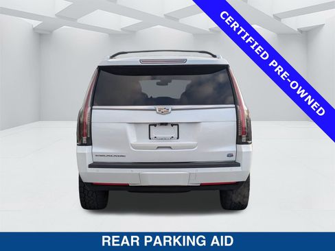 Used 2020 Cadillac Escalade Premium Luxury image 5