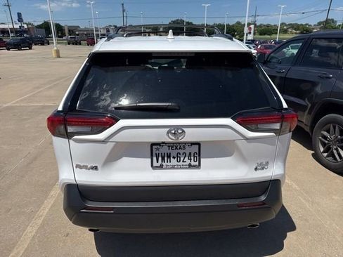 Used 2025 Toyota RAV4 XLE w/ Convenience Package AWD/4WD image 8