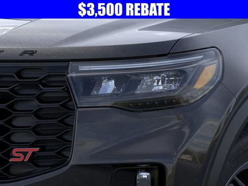 New 2026 Ford Explorer ST image 18