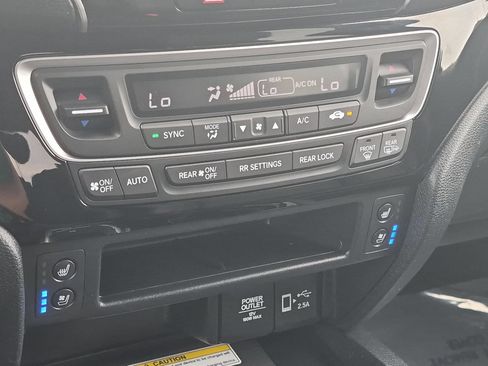 Used 2023 Honda Passport Elite image 22