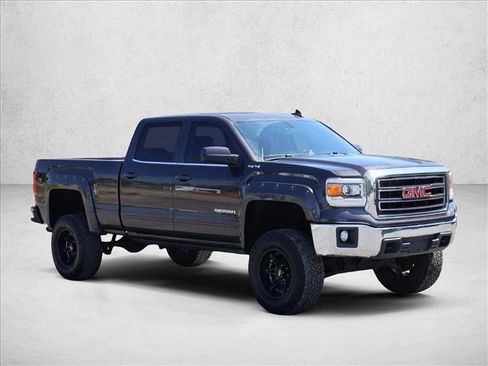 Used 2015 GMC Sierra 1500 SLE w/ SLE Value Package AWD/4WD image 3
