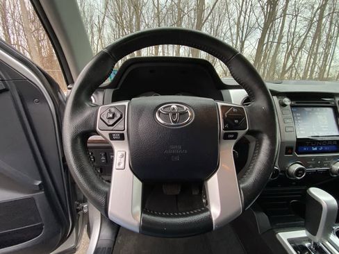 Used 2014 Toyota Tundra Limited image 26
