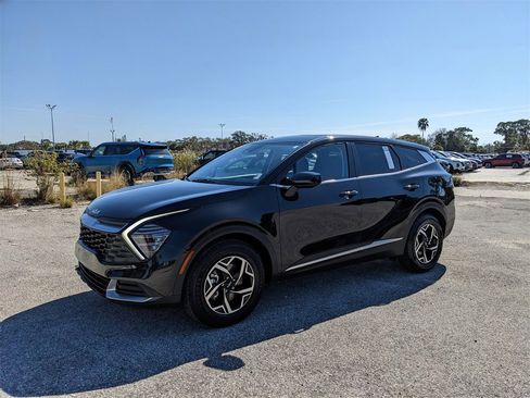 Certified 2024 Kia Sportage LX image 5