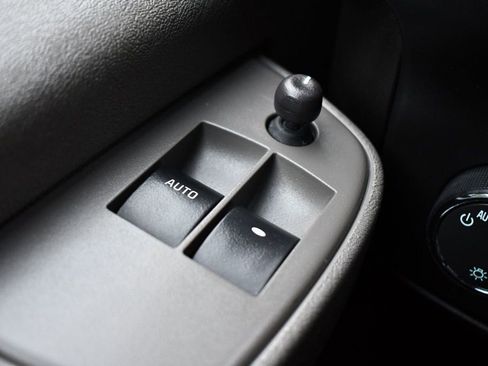 Used 2022 Chevrolet Express 3500 LS image 21